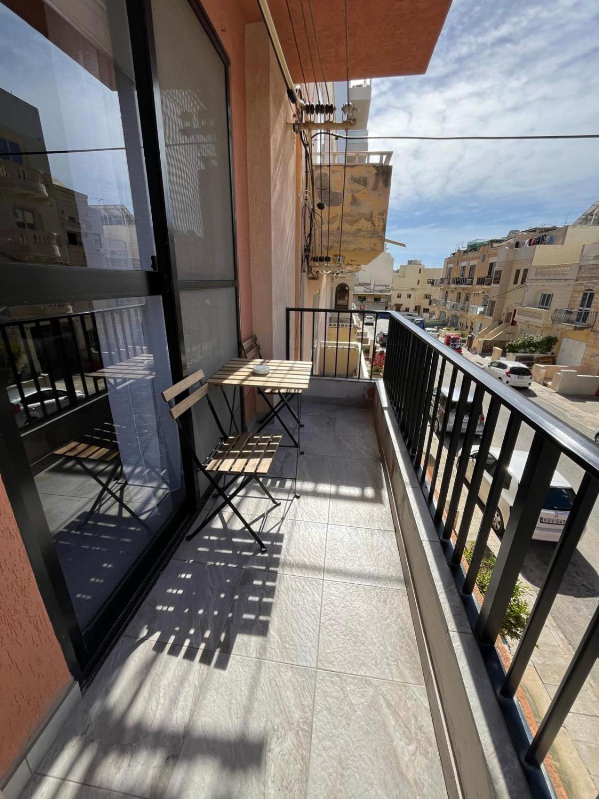 Modern And Homely Apartment In Marsaskala Exterior photo